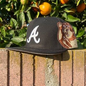 MENS ATLANTA BRAVES FITTED HAT 7 1/4